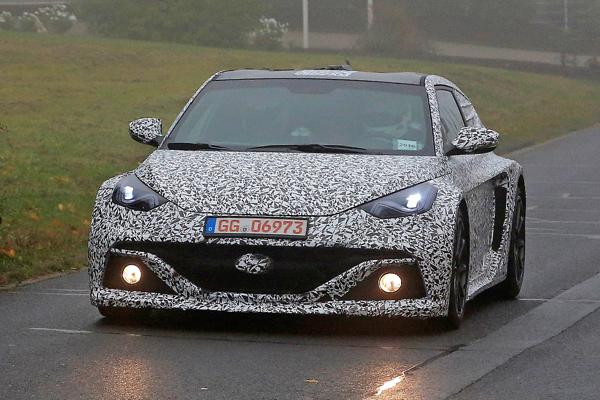 New high performance hatch from Hyundai spied at Nurburgring