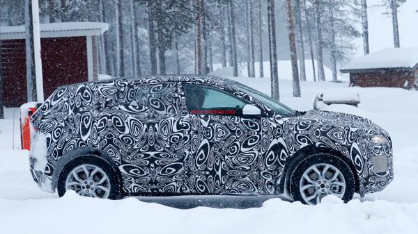 Jaguar begins testing the E-Pace in cold weather