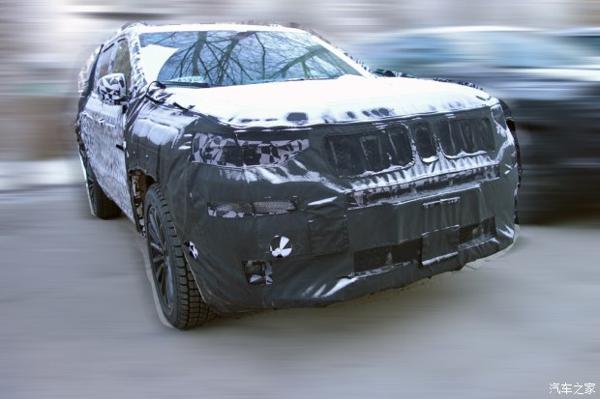 Jeep-Grand-Commander-spied