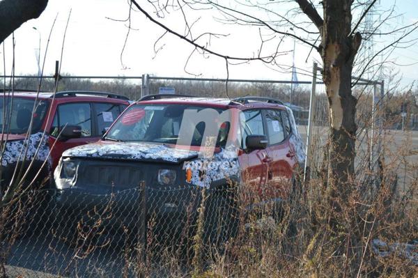 Jeep-Renegade-spied