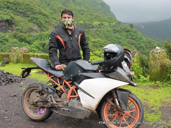 KTM RC 390 spotted undergoing road test, launch expected soon