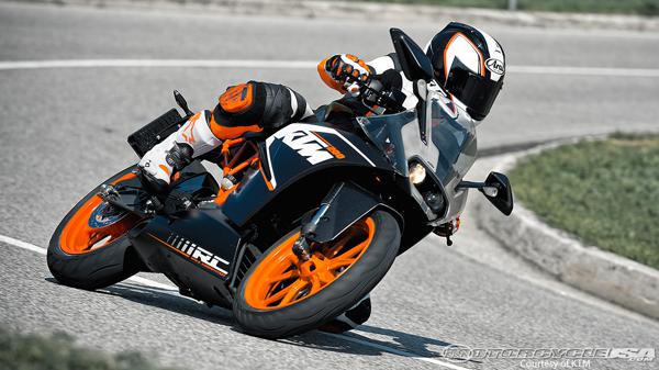 KTM RC 390 and RC 200 makes a Grand Entry in the Power Bike Segment on Launch Day