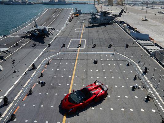 Lamborghini Veneno Roadster unveiled on an aircraft carrier