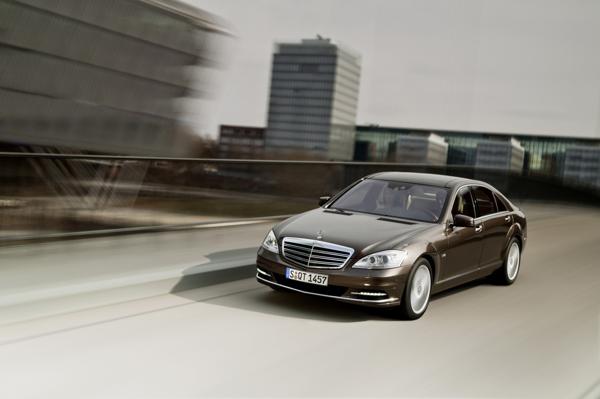 Mercedes-Benz to introduce its 2014 S Class on May 15th
