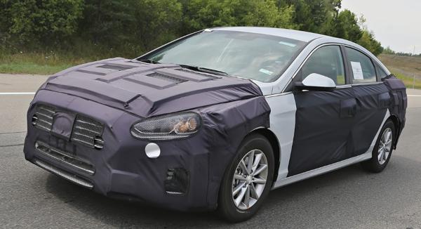 New Hyundai Sonata spotted on test