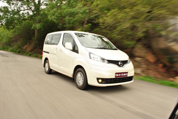  Nissan Evalia- a notch up in comfort and space