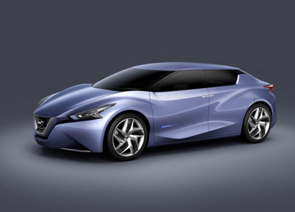 Nissan's Friend-Me Concept and accessorized Terrano at 2014 Auto Expo