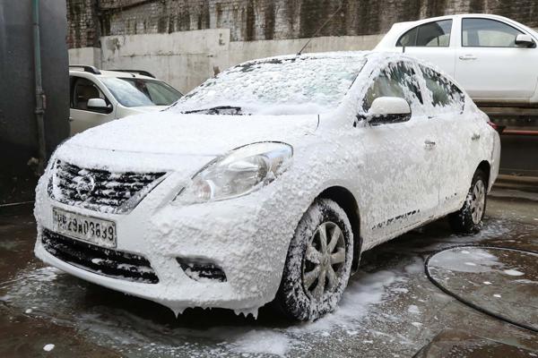 Nissan saves 61 million litres of water in India through foam wash
