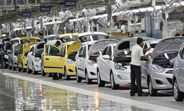 Passenger car sales likely to fall in 2014 as well