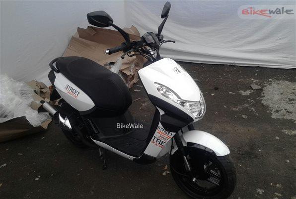 Peugeot Scooters spotted at Mahindra's plant  