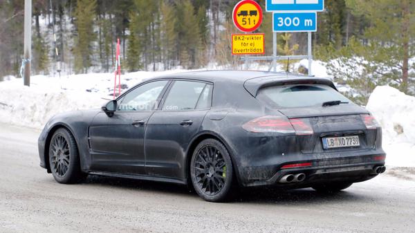 A mildly camouflaged Porsche Panamera Sport Turismo spotted  