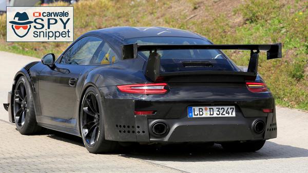 Upcoming Porsche 911 GT2 spotted testing