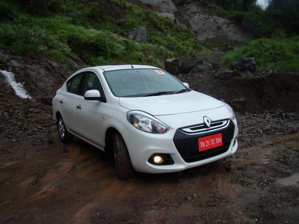Renault Scala RxE Diesel introduced in Delhi with a price tag of Rs. 8.2 lakh