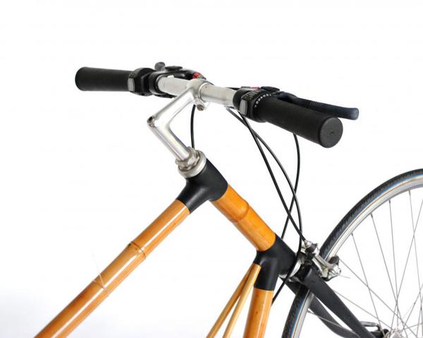Researchers develop a bamboo bicycle that can recharge smartphones