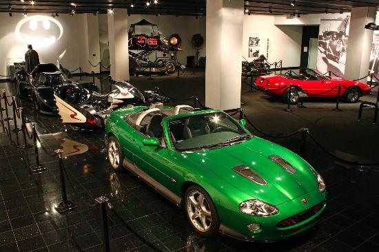 Spectacular car museums worth detouring 