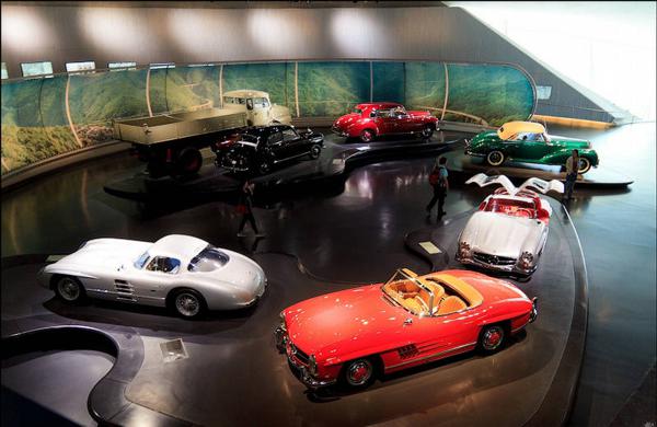 Spectacular car museums worth detouring