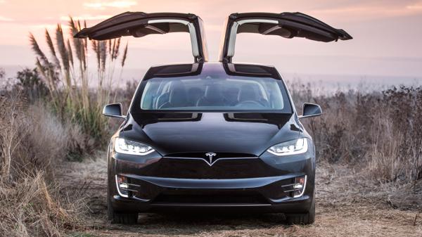 Tesla wing door concerns fixed with a software update