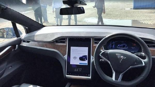 First-Tesla-Model-X-interior-in-India