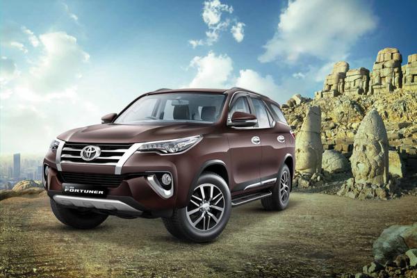 Top 5 official accessories for the 2016 Toyota Fortuner