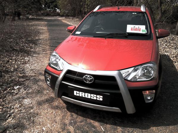 Toyota Etios Cross Pictures 8