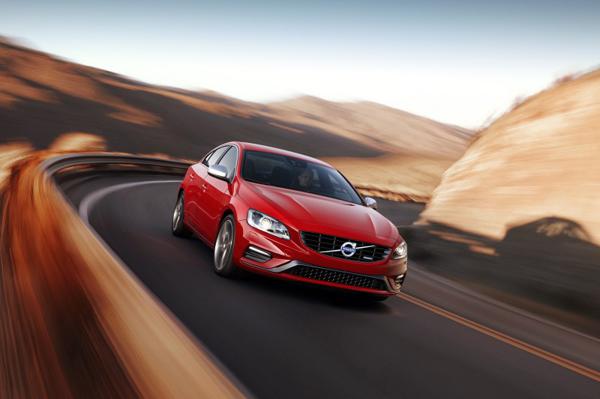 Volvo S60 R - Design and XC60 R - Design variants launched