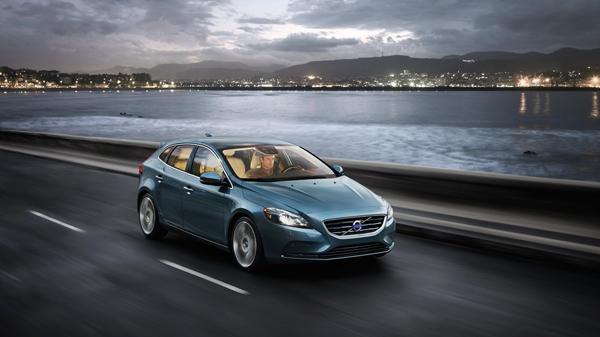 Volvo V40 hatchback launch expected in Q2, 2015