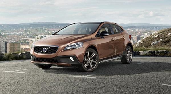 Volvo V40 crossover to mark its Indian debut on June 14, 2013