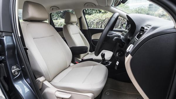 VolksWagon VW Ameo Interior First Look Review Carwale Photos Images Pics India 20160227 36