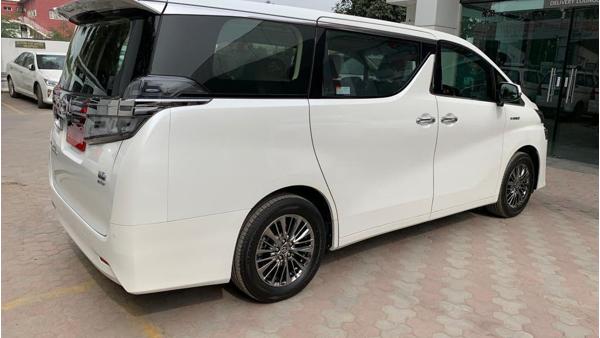 Toyota vellfire wiki